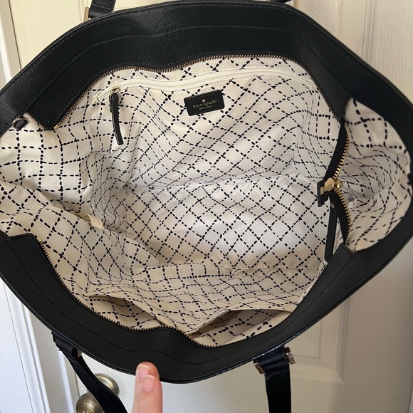 Kate Spade Newbury Lane Dally Tote – Black Saffiano Leather (EUC) - Picture 4 of 9